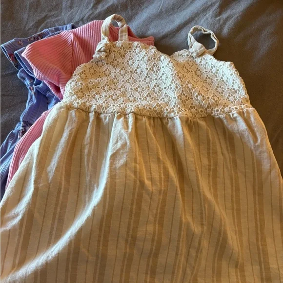 Set of 3 Spring/Summer Dresses 3T Toddler Girl GUC - Picture 5 of 6